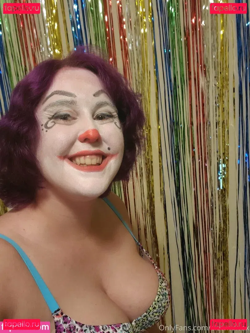 clowndivax Onlyfans Photo Gallery 