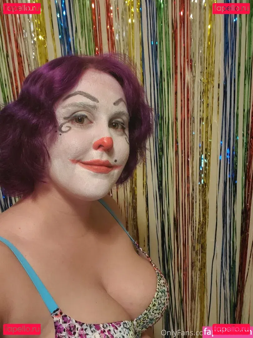 clowndivax Onlyfans Photo Gallery 