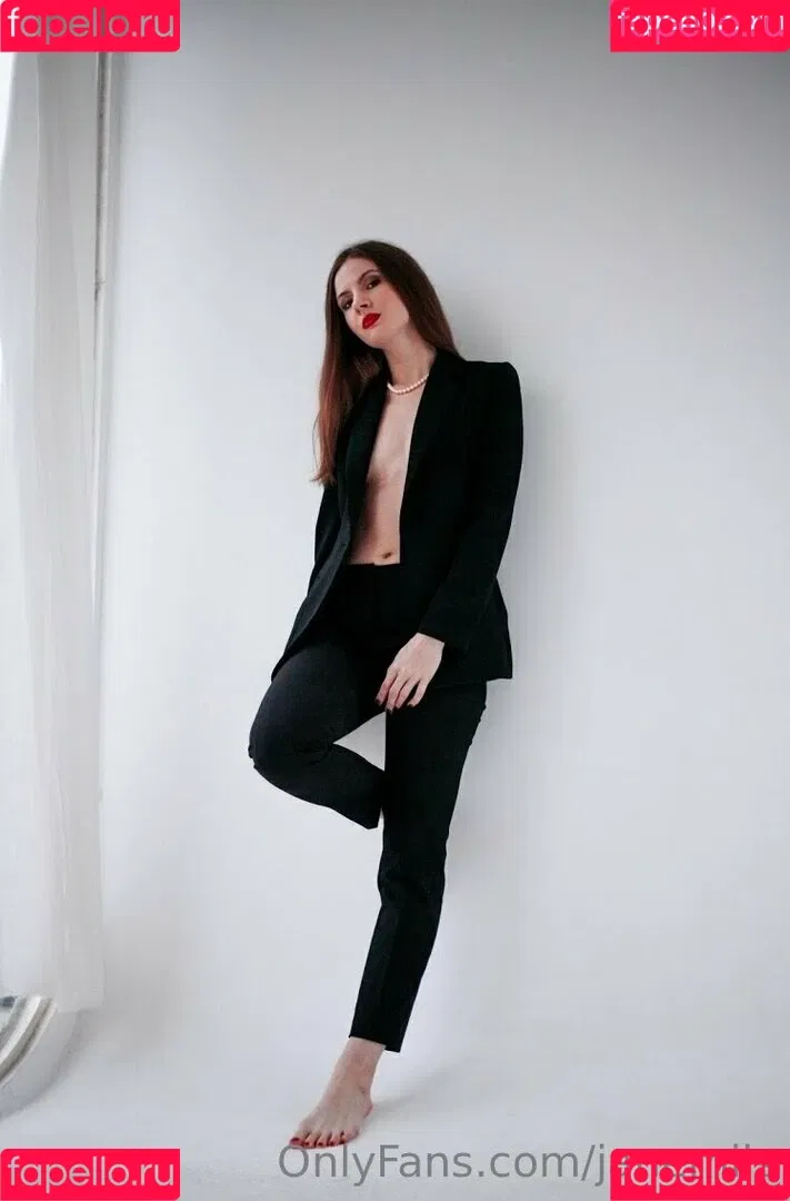 anapuru Onlyfans Photo Gallery 