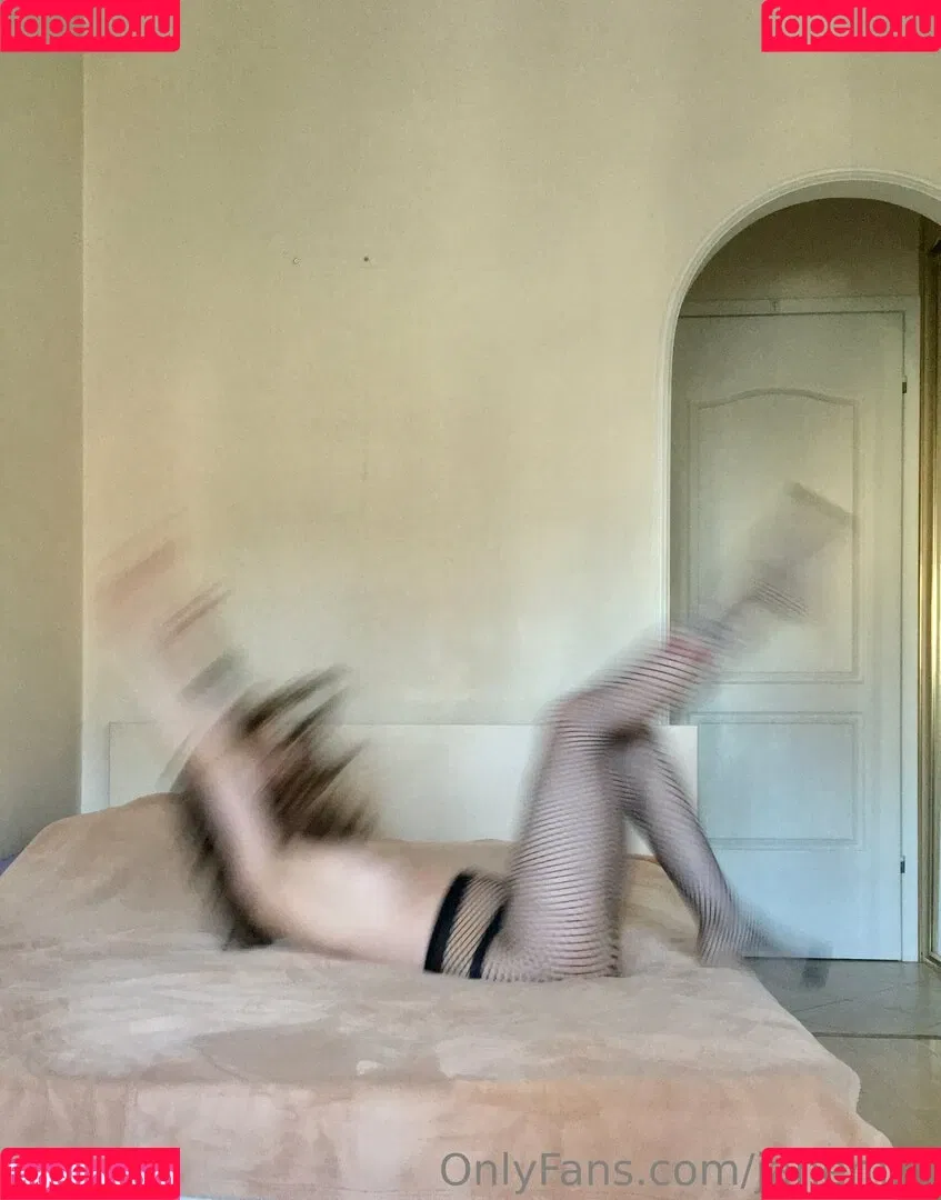 anapuru Onlyfans Photo Gallery 