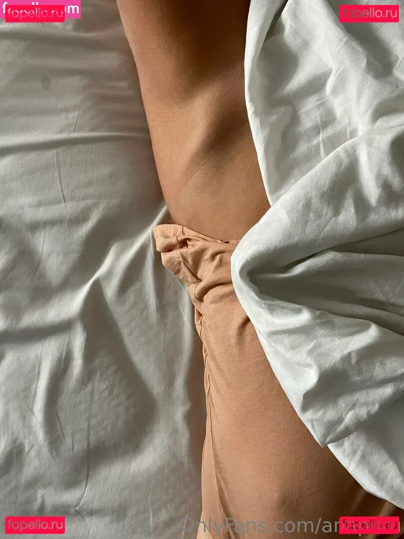 anapuru Onlyfans Photo Gallery 