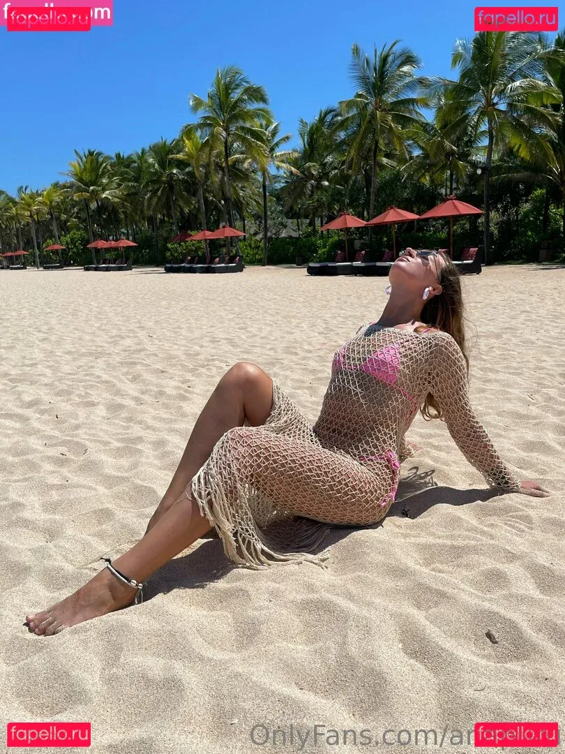 anapuru Onlyfans Photo Gallery 