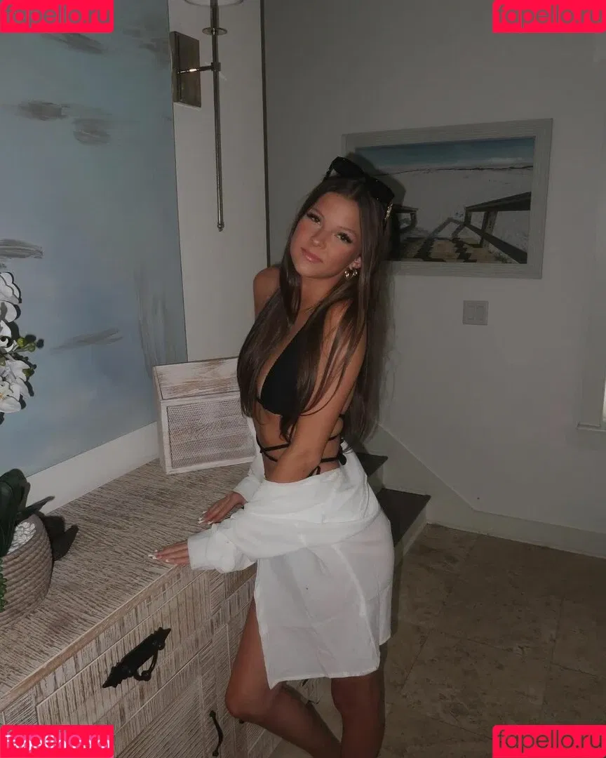 Mia Torrence Onlyfans Photo Gallery 