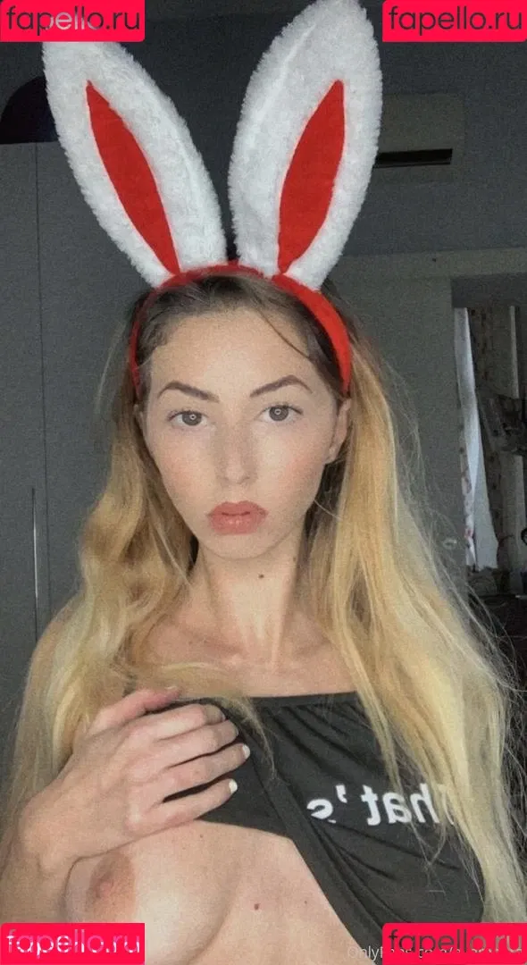 evamenta Onlyfans Photo Gallery 