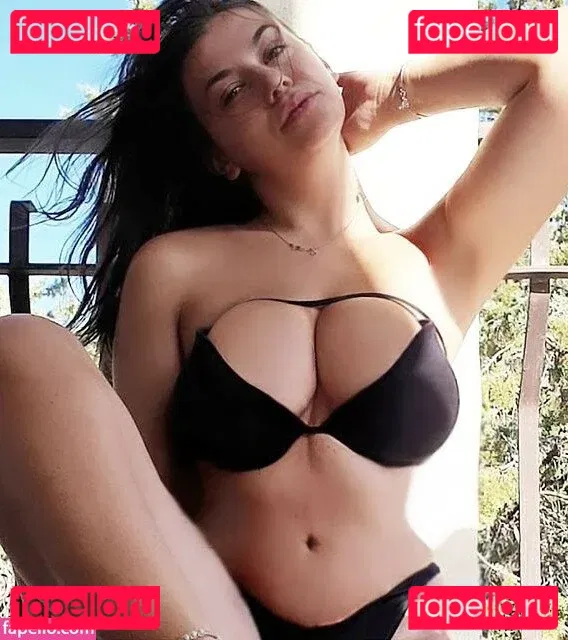 Deborah Neri Onlyfans Photo Gallery 