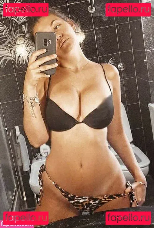 Deborah Neri Onlyfans Photo Gallery 