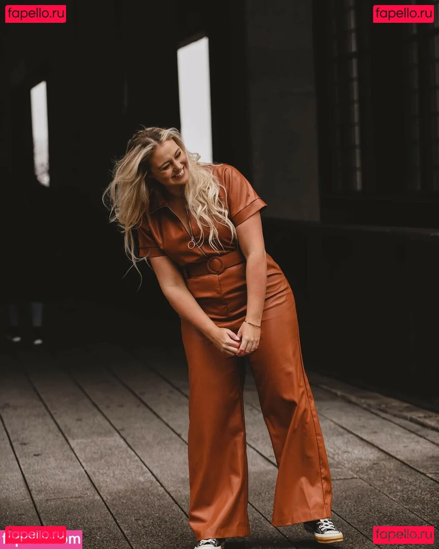 Ikari Onlyfans Photo Gallery 