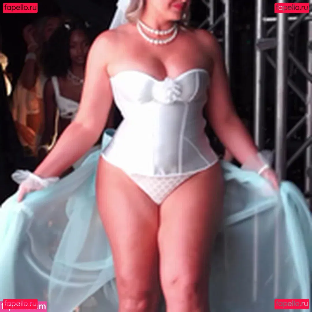 Ikari Onlyfans Photo Gallery 