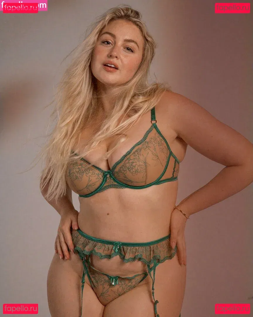 Ikari Onlyfans Photo Gallery 