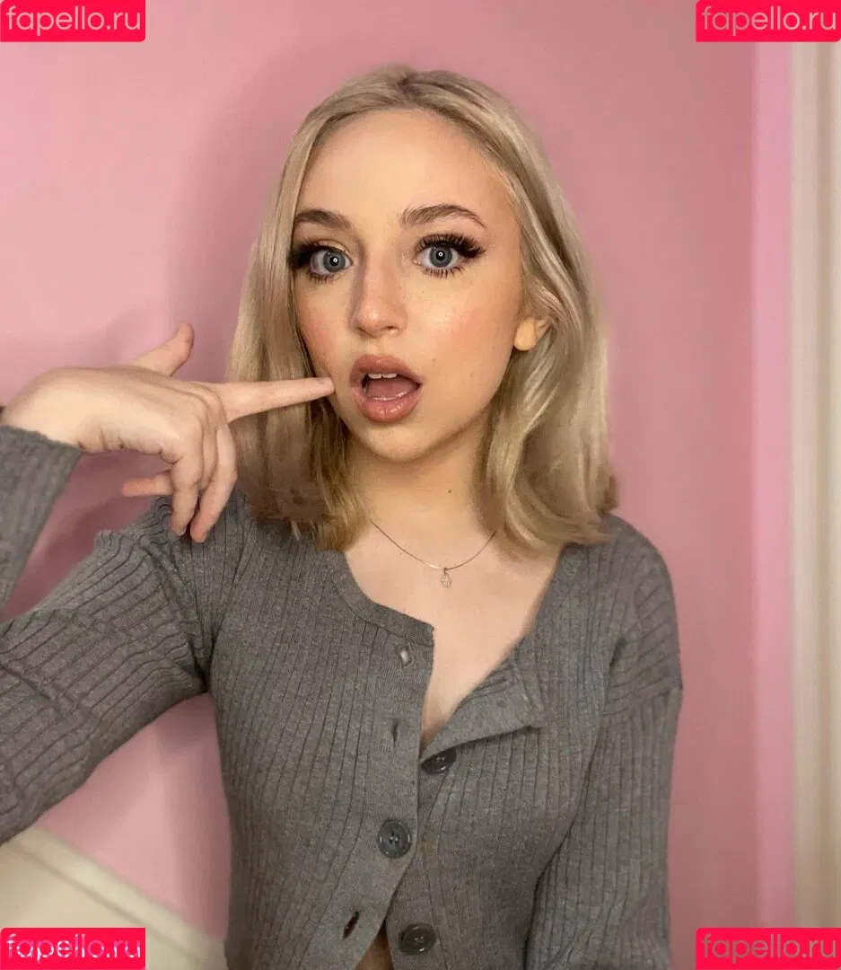 Ellie Schnitt Onlyfans Photo Gallery 