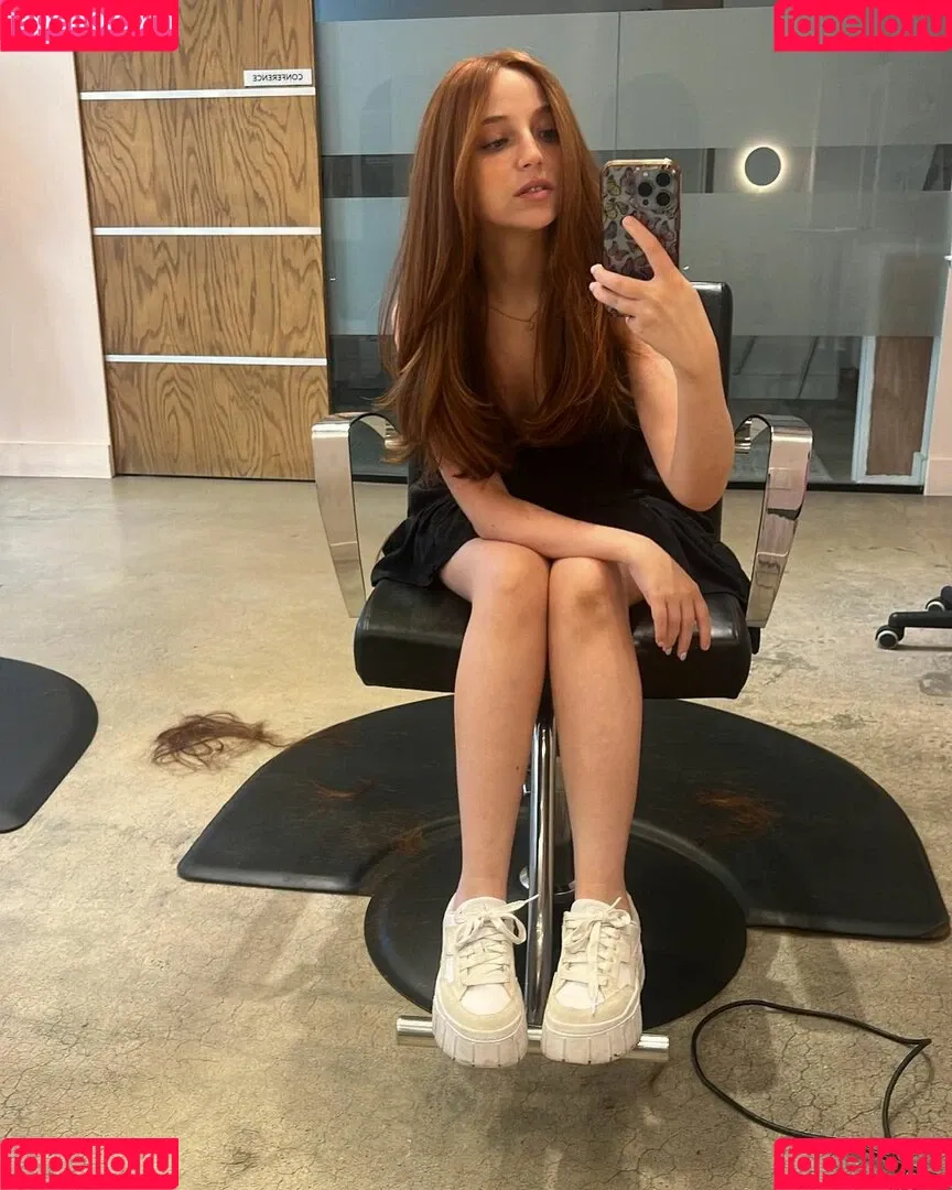 Ellie Schnitt Onlyfans Photo Gallery 