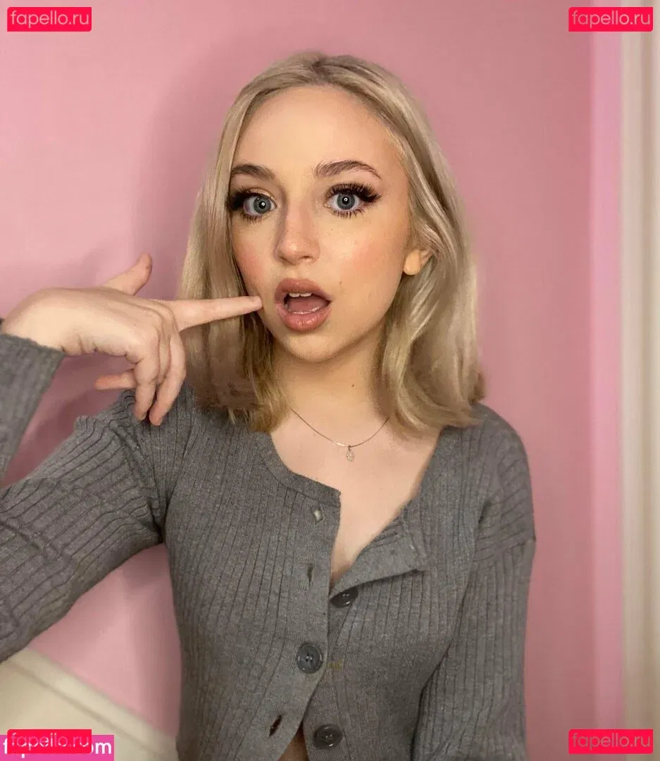 Ellie Schnitt Onlyfans Photo Gallery 