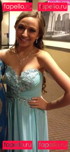 Ellie Schnitt Onlyfans Photo Gallery 