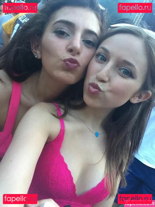 Ellie Schnitt Onlyfans Photo Gallery 