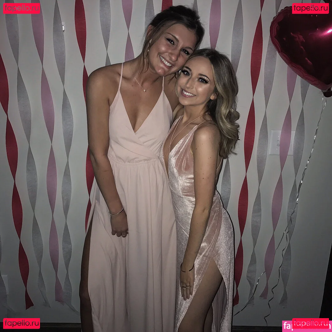 Ellie Schnitt Onlyfans Photo Gallery 