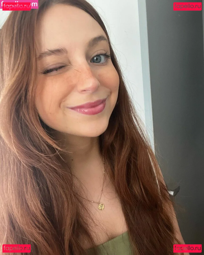 Ellie Schnitt Onlyfans Photo Gallery 