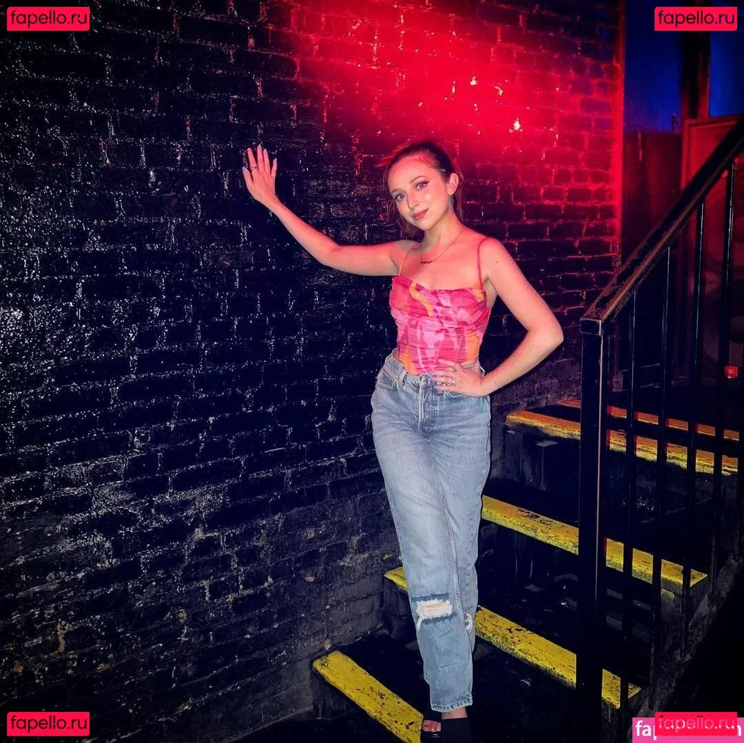 Ellie Schnitt Onlyfans Photo Gallery 