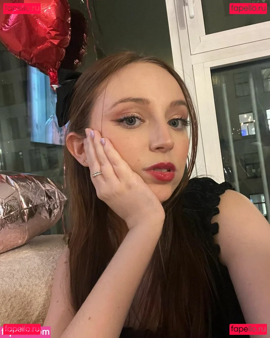 Ellie Schnitt Onlyfans Photo Gallery 