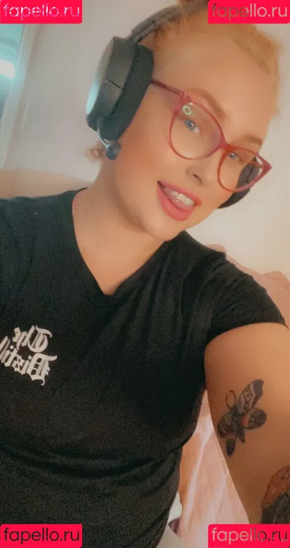 prinnymay Onlyfans Photo Gallery 