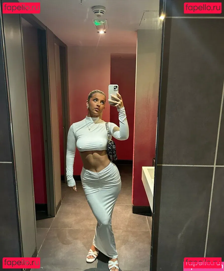 izzytaffs Onlyfans Photo Gallery 