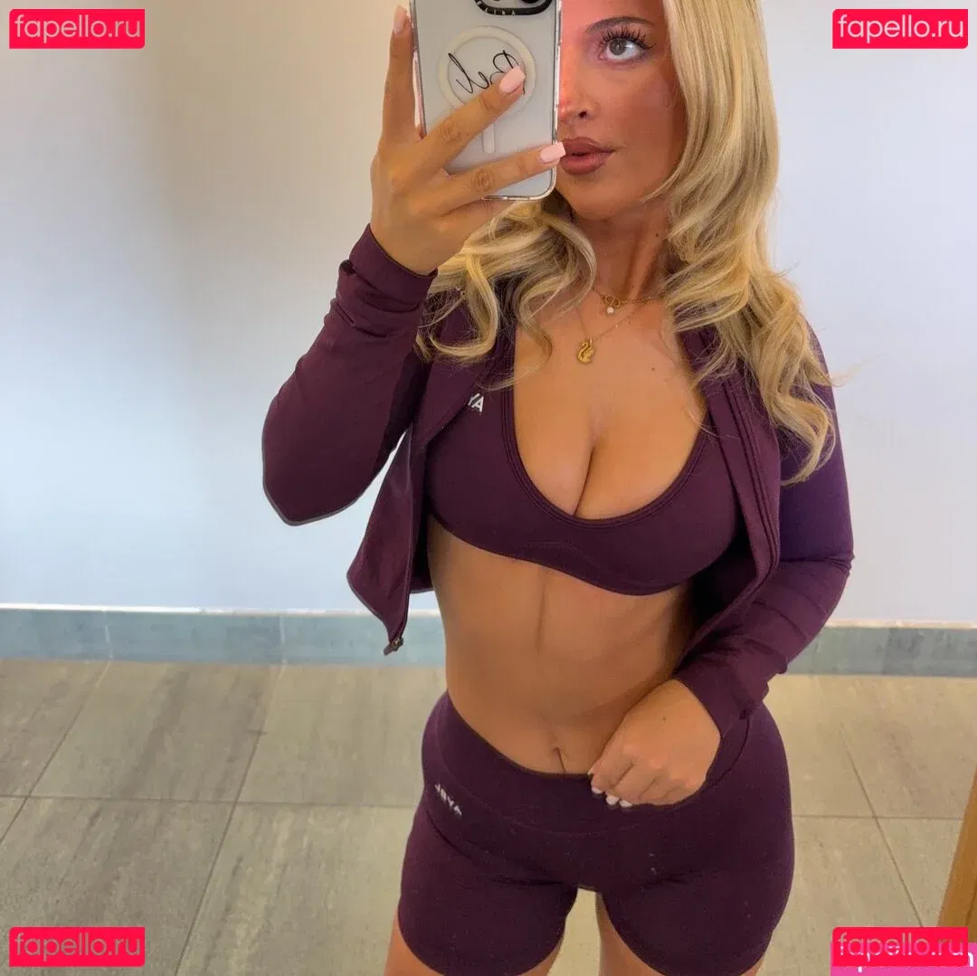 izzytaffs Onlyfans Photo Gallery 