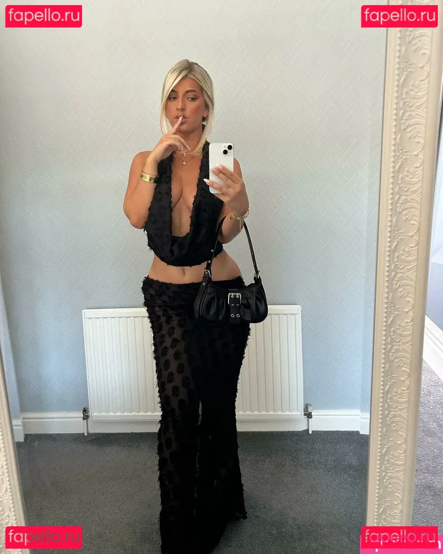 izzytaffs Onlyfans Photo Gallery 