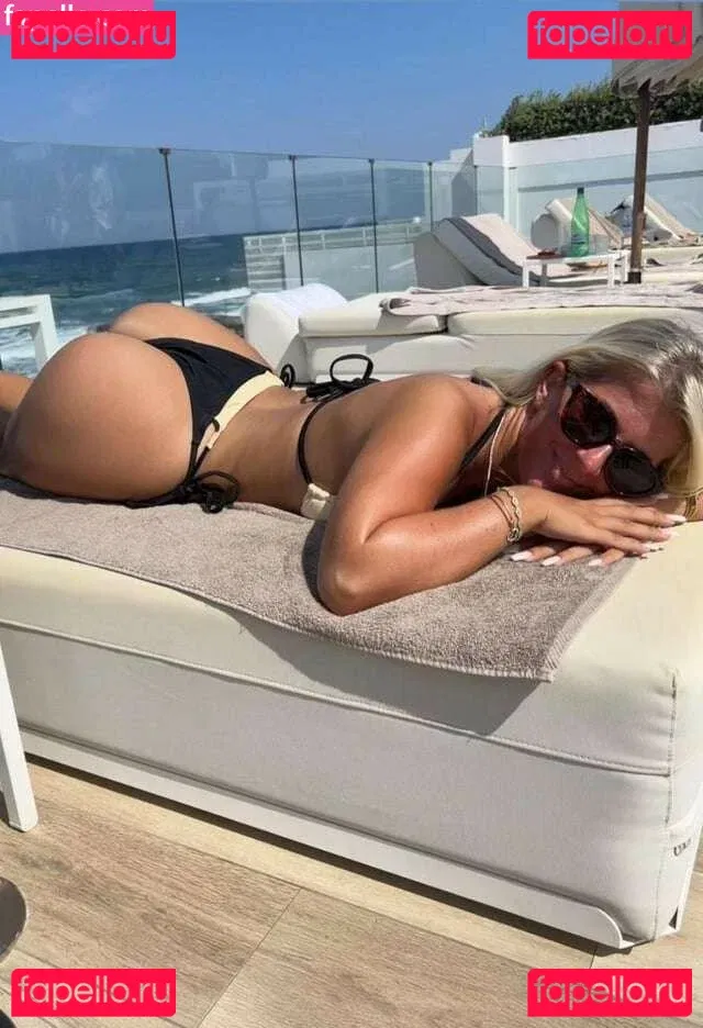 izzytaffs Onlyfans Photo Gallery 