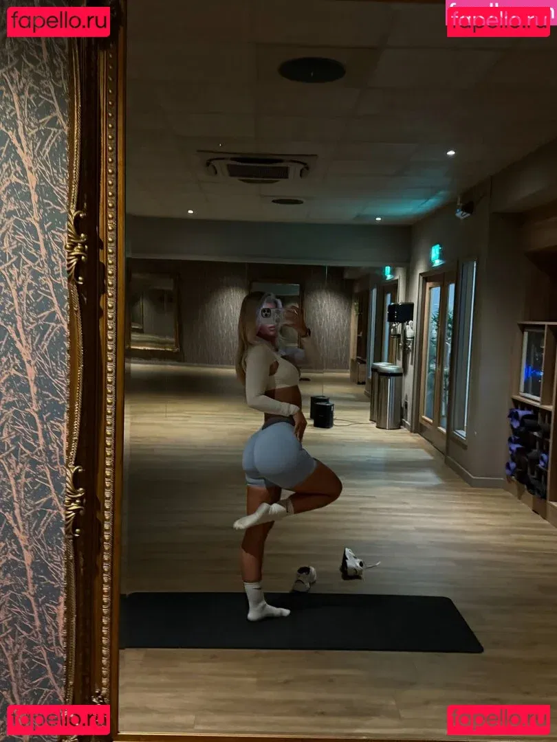 izzytaffs Onlyfans Photo Gallery 