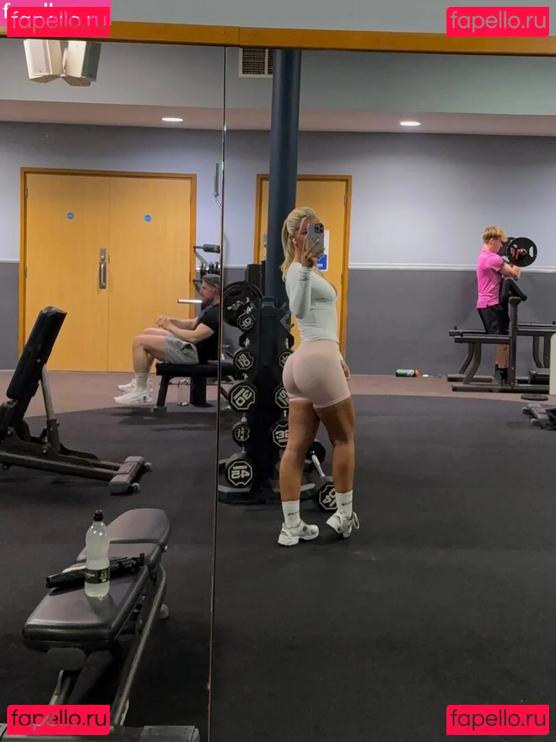 izzytaffs Onlyfans Photo Gallery 