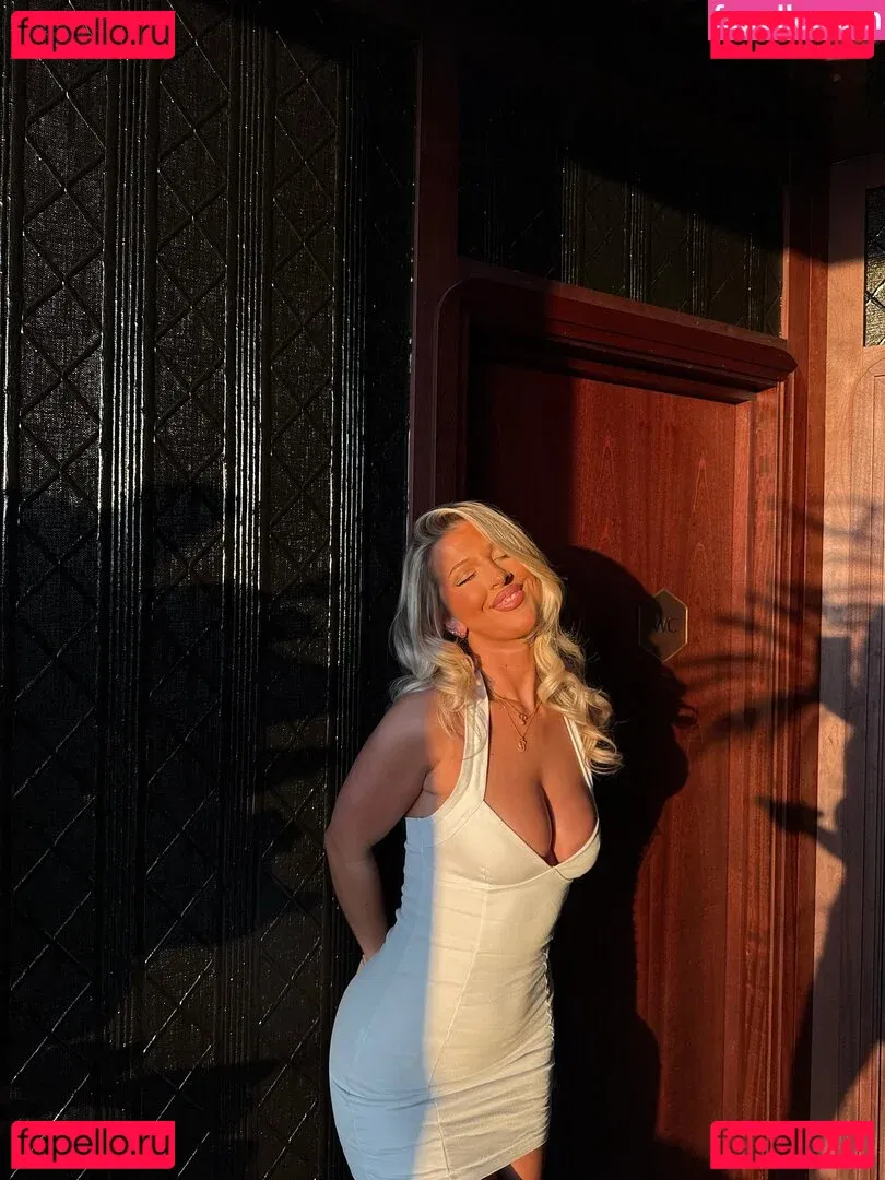 izzytaffs Onlyfans Photo Gallery 