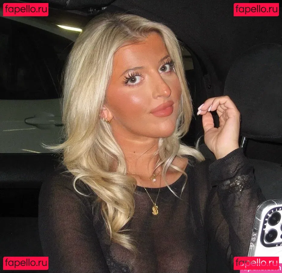 izzytaffs Onlyfans Photo Gallery 