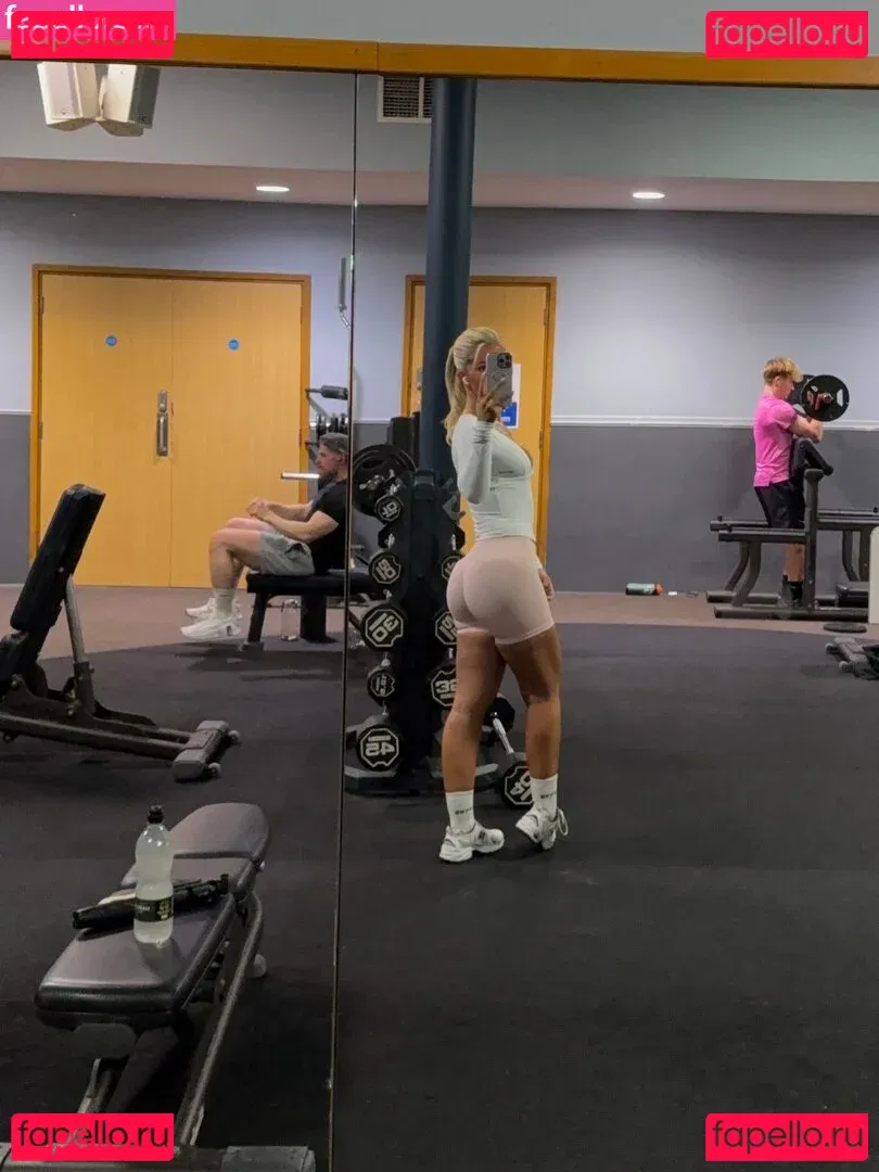 izzytaffs Onlyfans Photo Gallery 