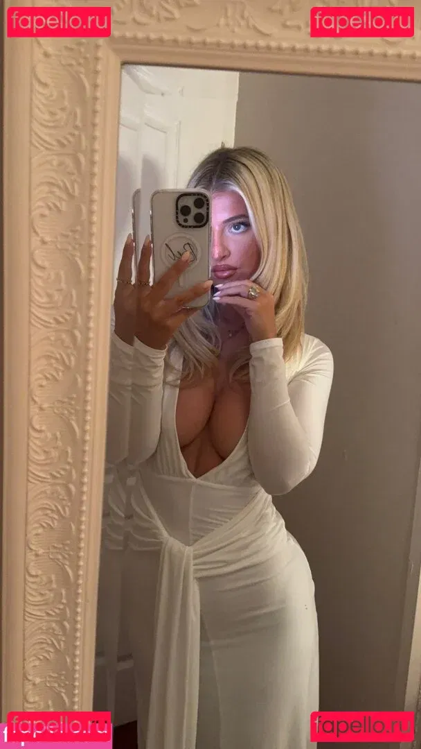 izzytaffs Onlyfans Photo Gallery 