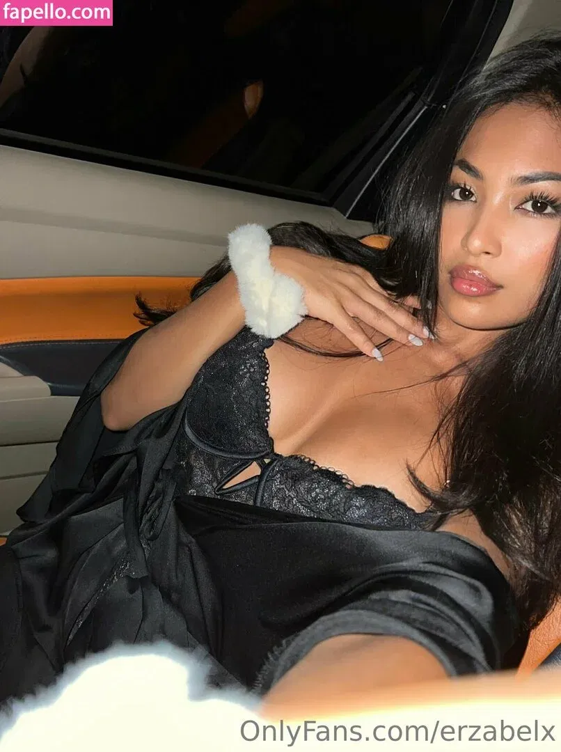 erzabelx Onlyfans Photo Gallery 