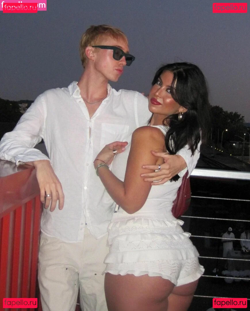 McKenna Doak Onlyfans Photo Gallery 