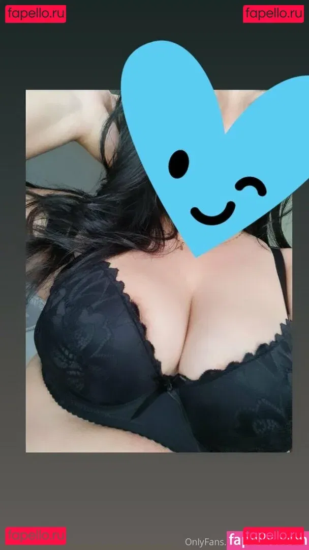 honeybe.e Onlyfans Photo Gallery 