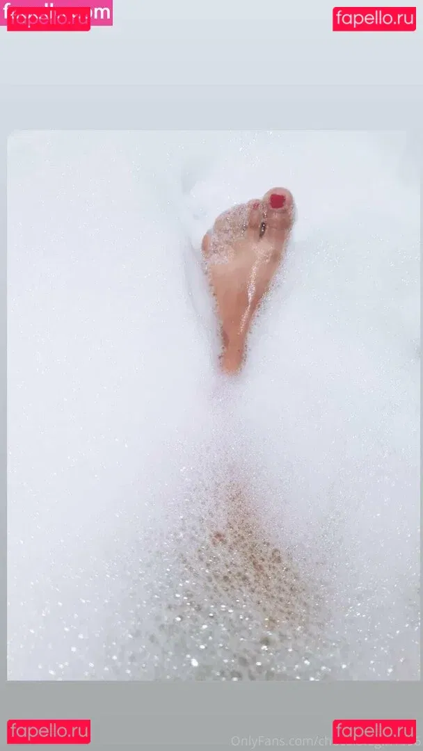 honeybe.e Onlyfans Photo Gallery 