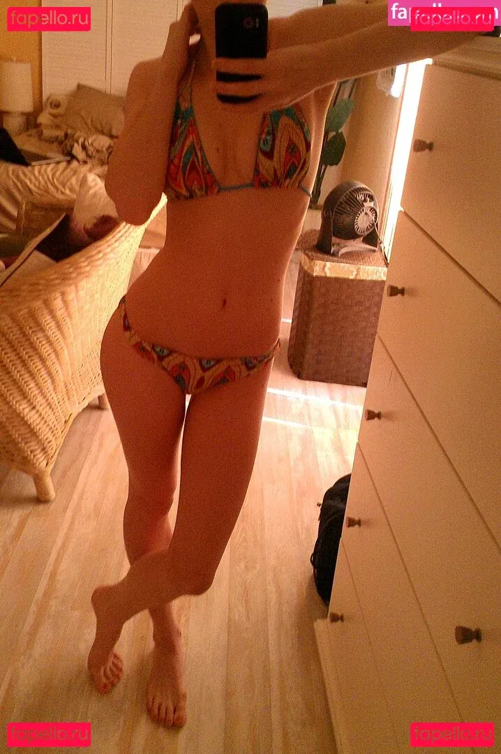 Kallie Kavaliar Onlyfans Photo Gallery 