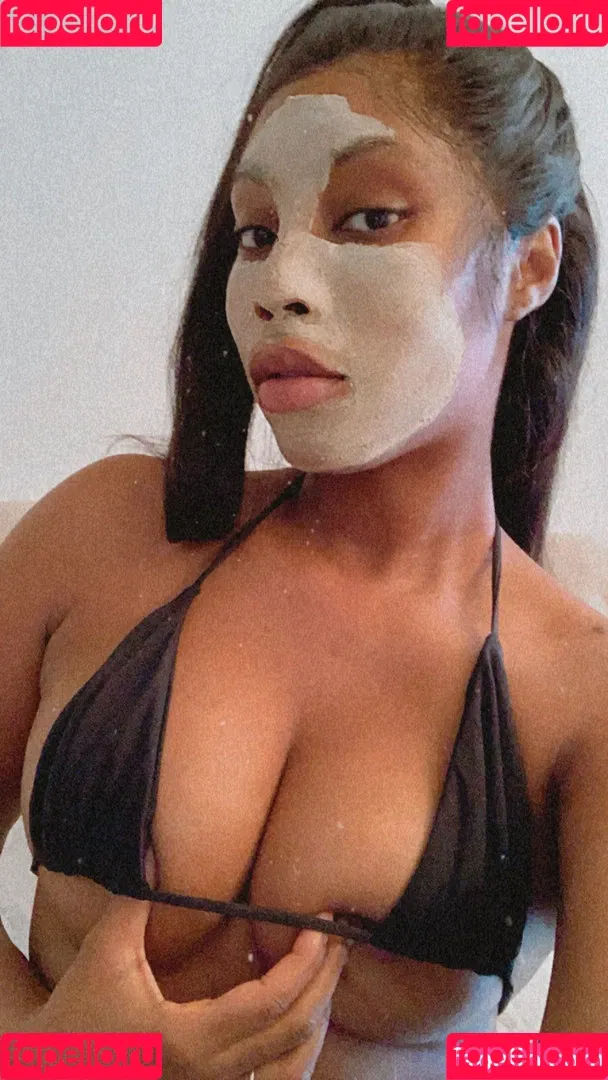 SoBomb Onlyfans Photo Gallery 