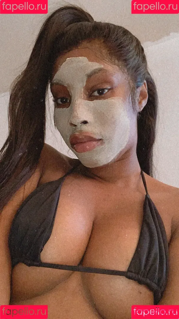 SoBomb Onlyfans Photo Gallery 