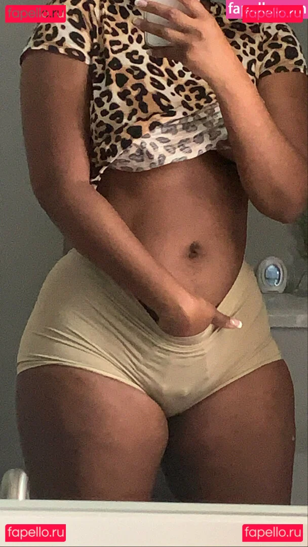 SoBomb Onlyfans Photo Gallery 