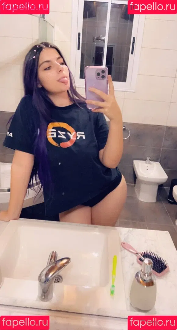 GirlOfNox Onlyfans Photo Gallery 