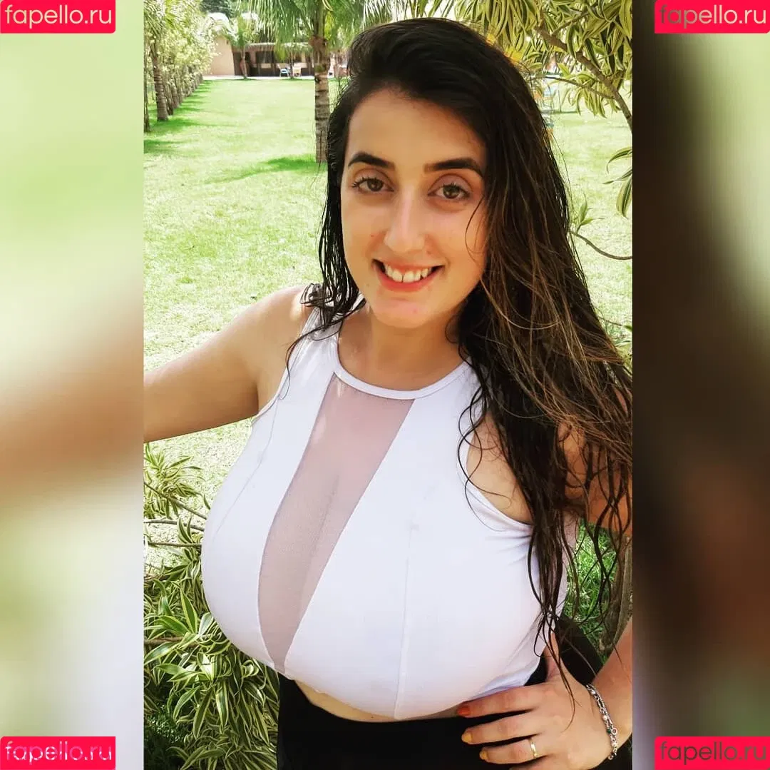Michelly Rebechi Onlyfans Photo Gallery 