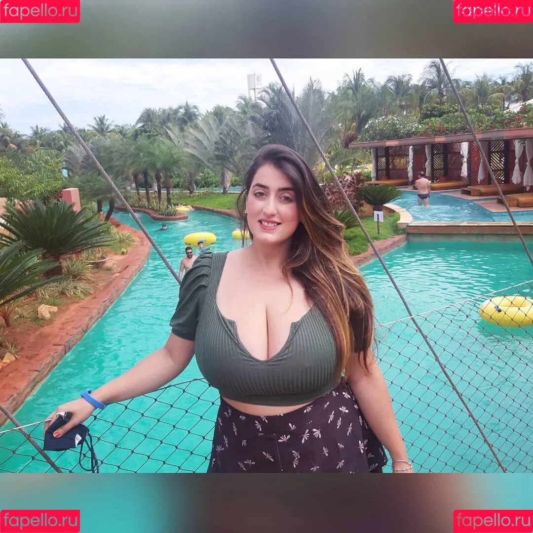 Michelly Rebechi Onlyfans Photo Gallery 