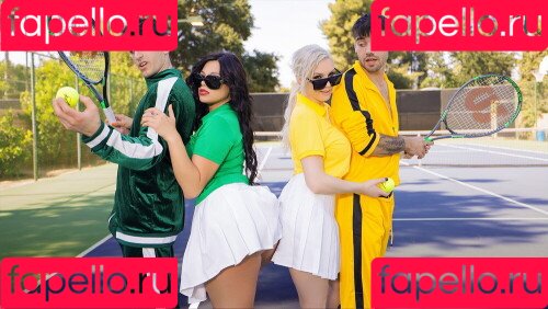 Mona Azar Onlyfans Photo Gallery 