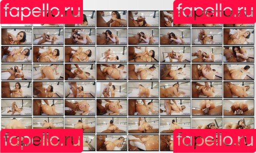 Mona Azar Onlyfans Photo Gallery 