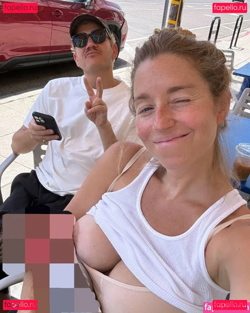 Molly Baz Onlyfans Photo Gallery 