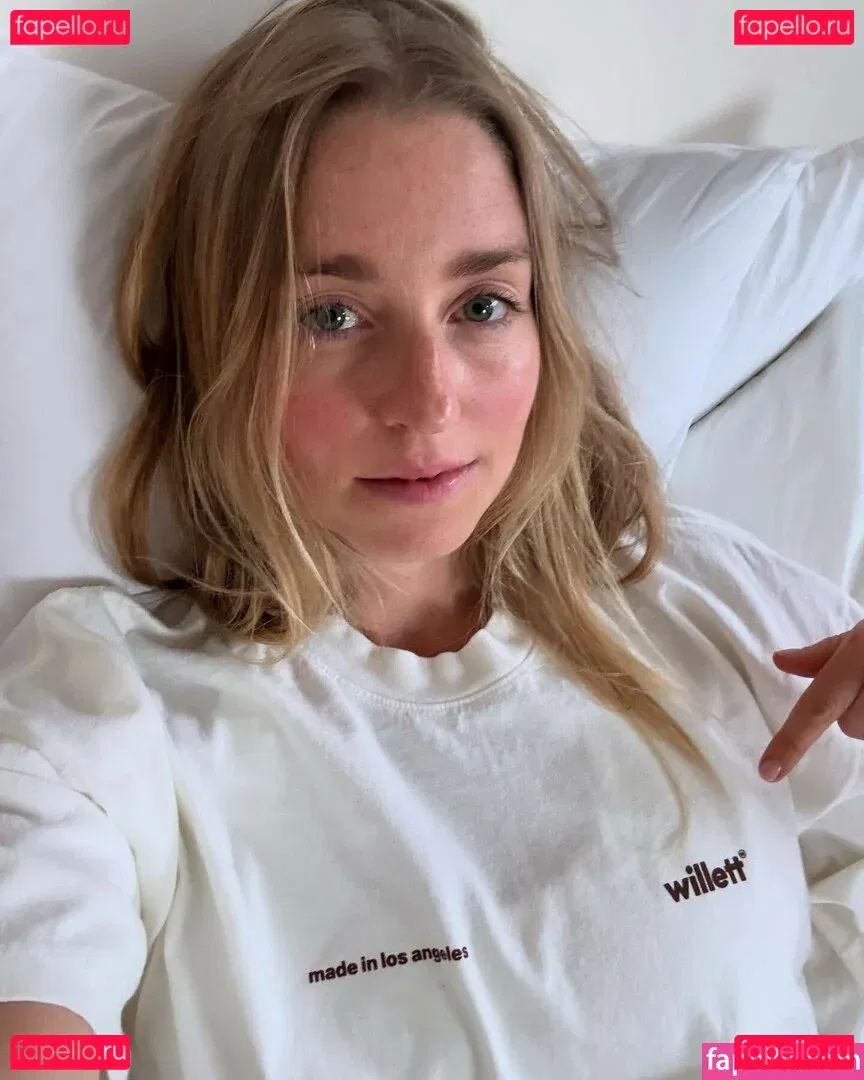 Molly Baz Onlyfans Photo Gallery 