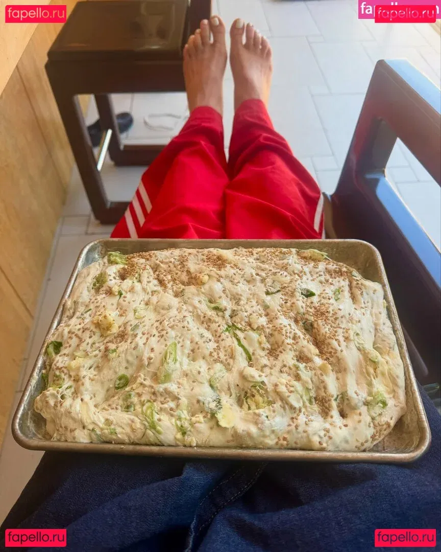 Molly Baz Onlyfans Photo Gallery 