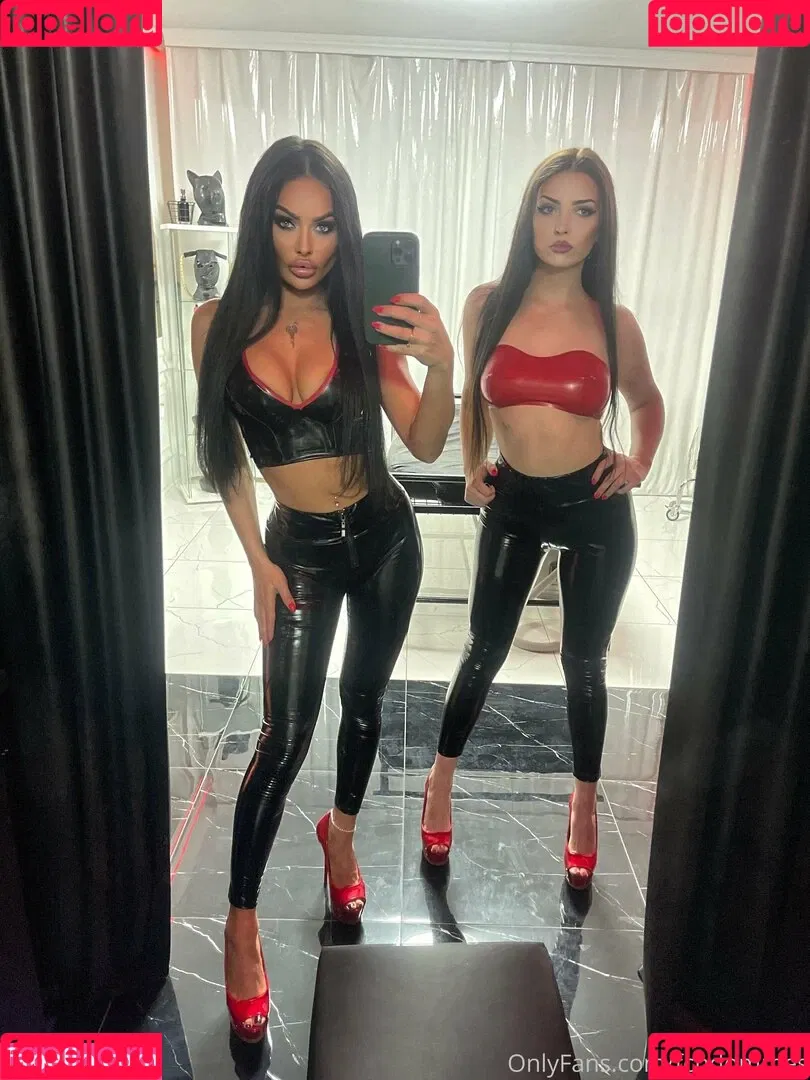 fchdommes Onlyfans Photo Gallery 